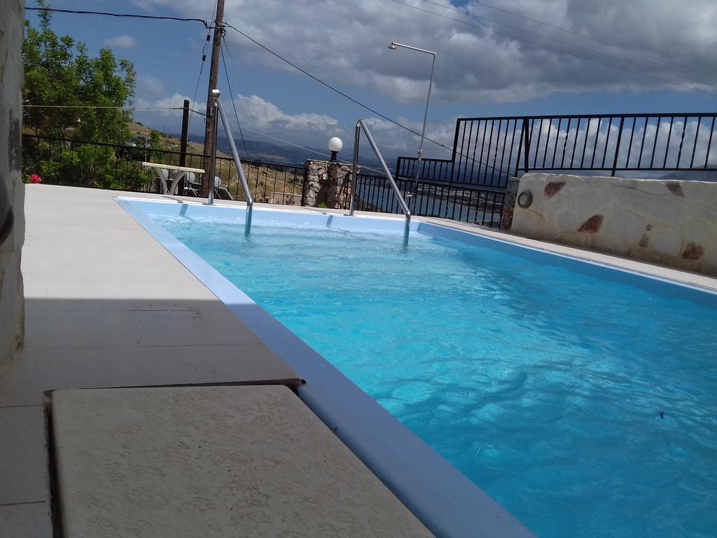 Irida Aparthotel Georgioupoli Buitenkant foto