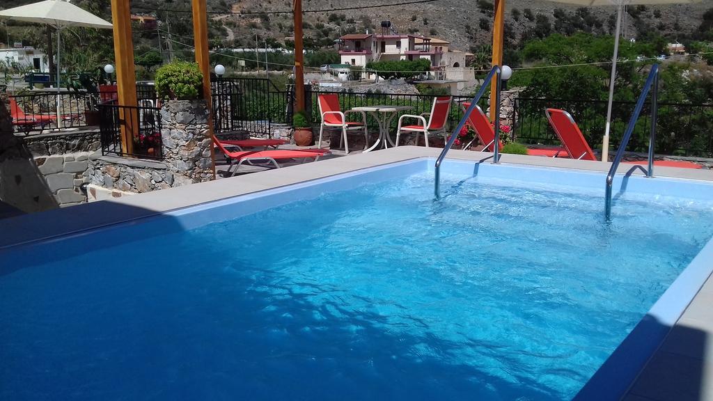 Irida Aparthotel Georgioupoli Buitenkant foto